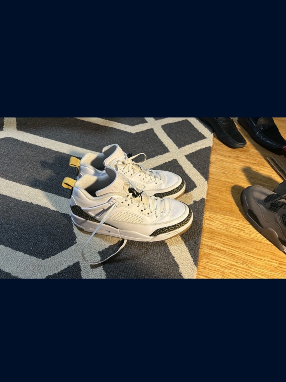 Nike White and Black Men's Sneakers with Yellow Pull Tabs